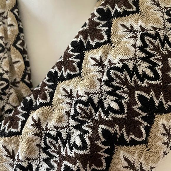 Infinity scarf - Picture 3 of 4